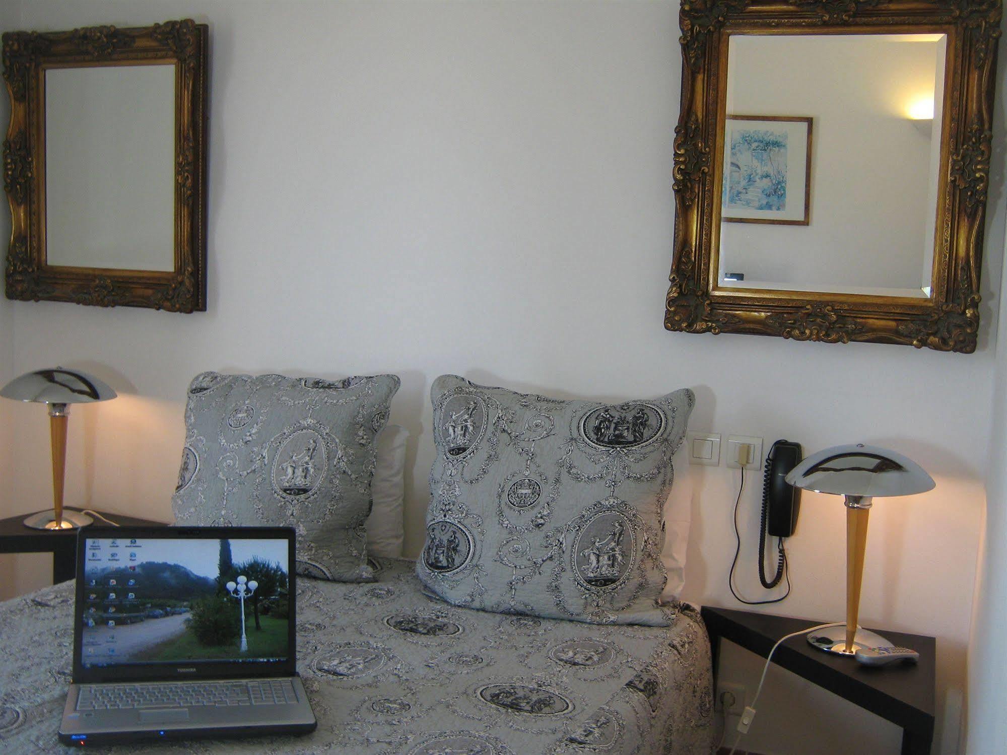 La Fontaine Hotel Vidauban Kültér fotó