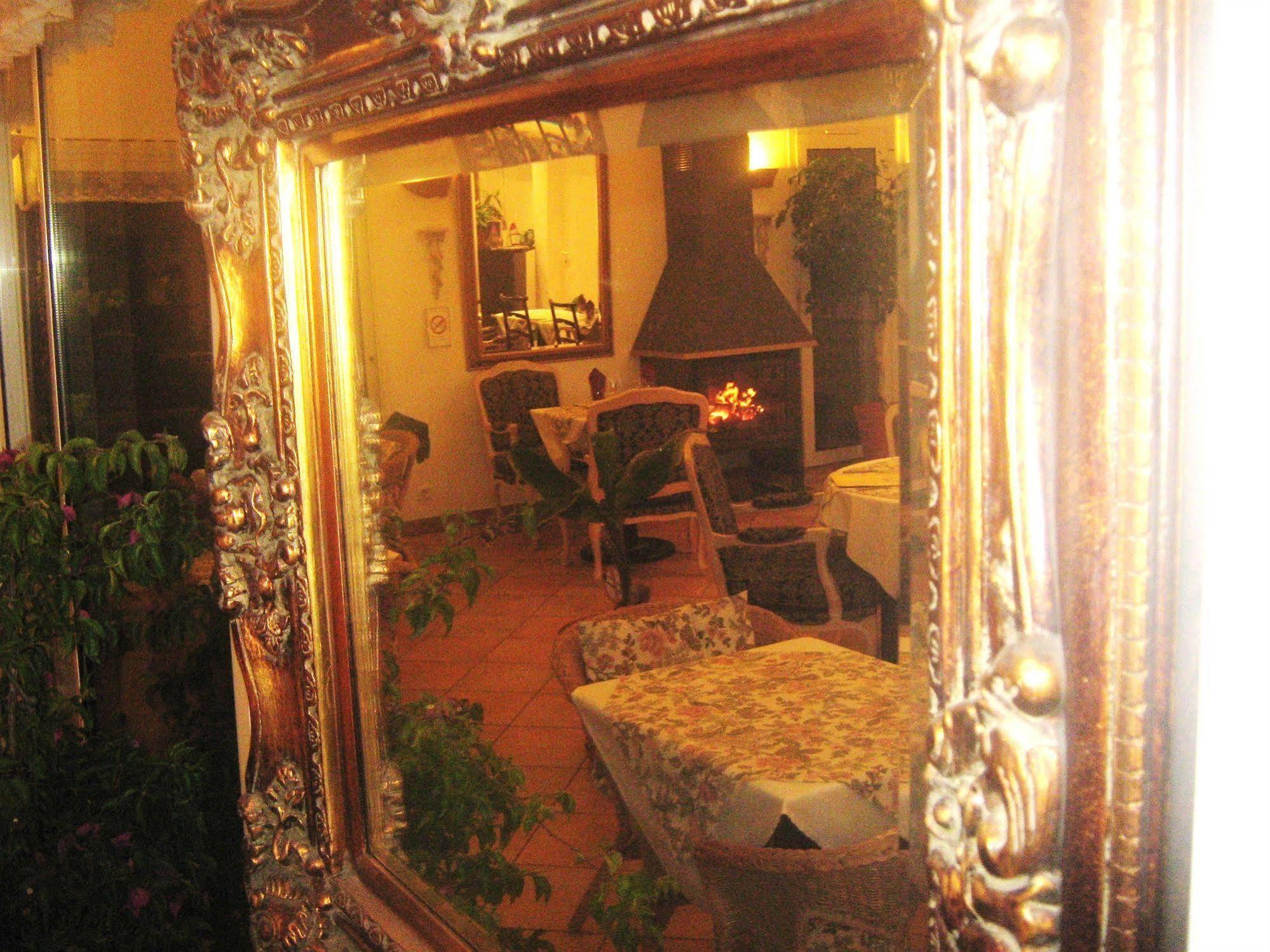 La Fontaine Hotel Vidauban Kültér fotó